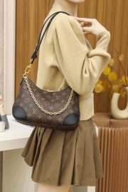LV 𝐁𝐎𝐔𝐋𝐎𝐆𝐍𝐄 Bag