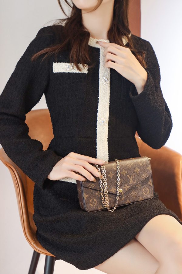 LV 𝐏𝐎𝐂𝐇𝐄𝐓𝐓𝐄 𝐅É𝐋𝐈𝐂𝐈𝐄 Bag