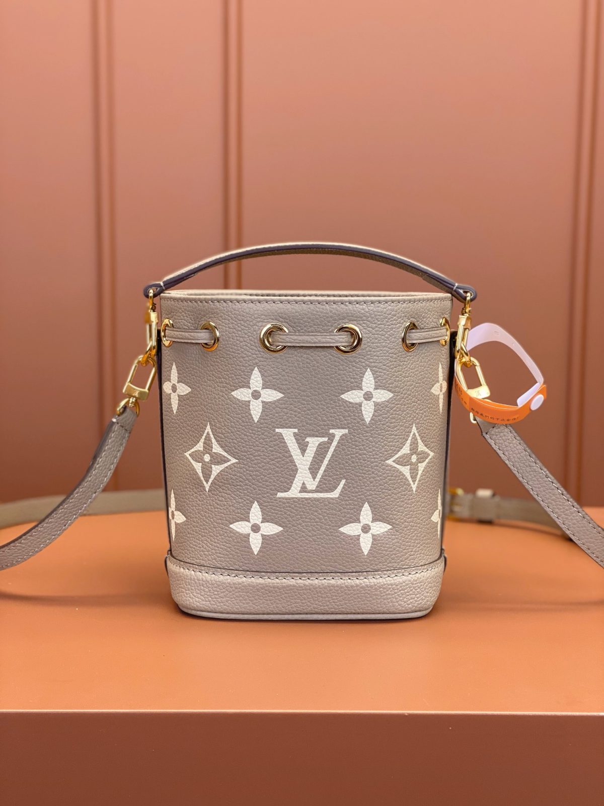 LV NANO NOÉ - Image 2
