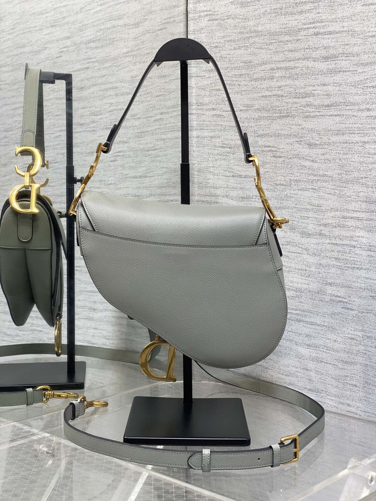 Dior Saddle Bag - Image 3