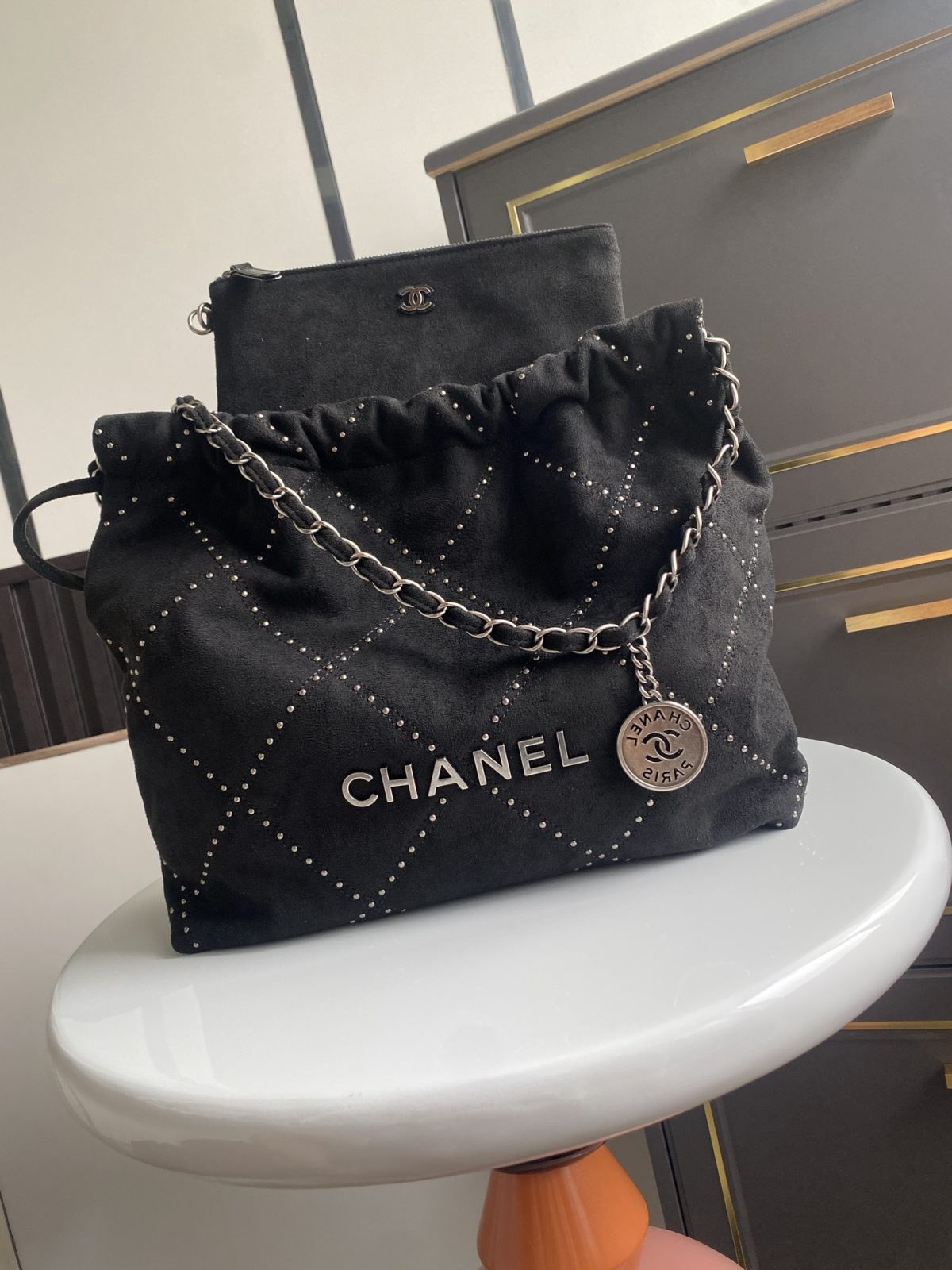 Chanel 22 Bag - Image 2