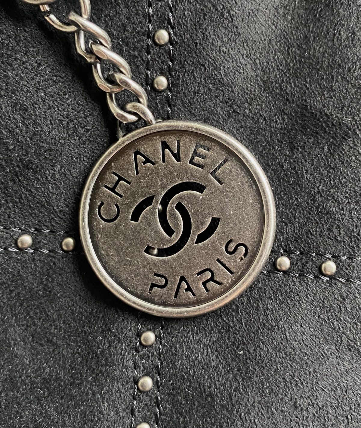 Chanel 22 Bag - Image 5