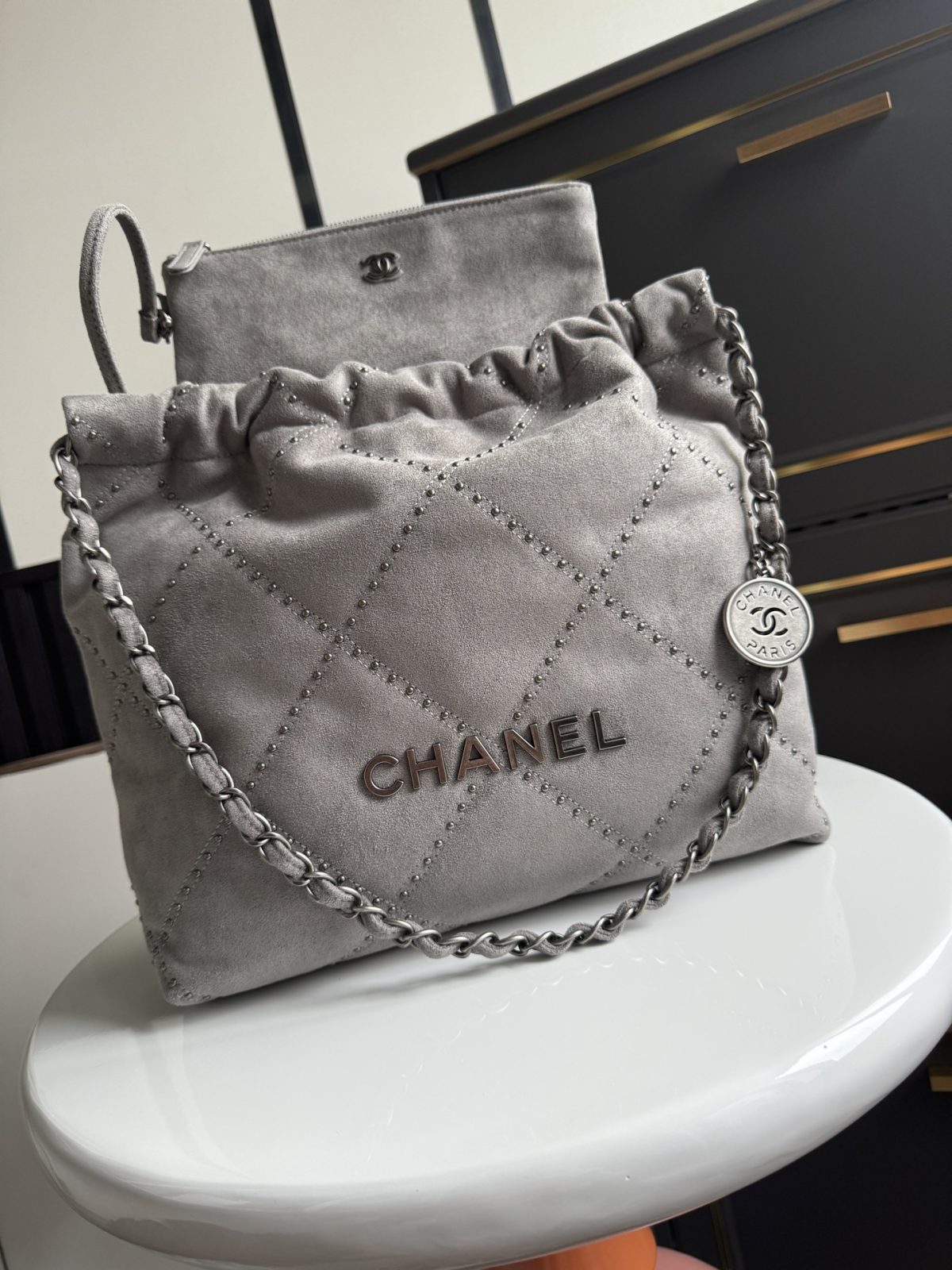 Chanel 22 Bag - Image 2