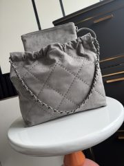 Chanel 22 Bag - Image 3