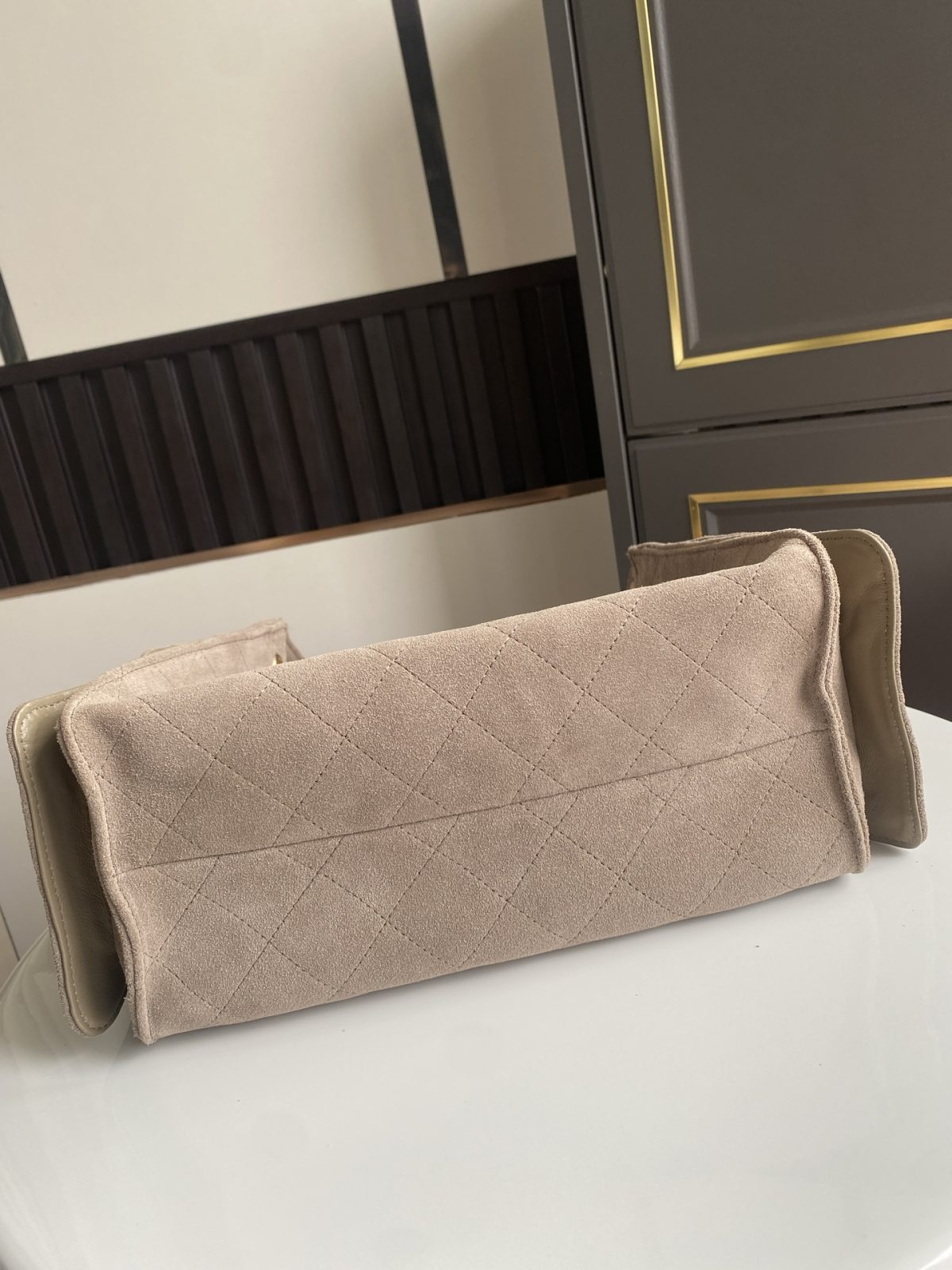 Chanel Hobo Bag - Image 8