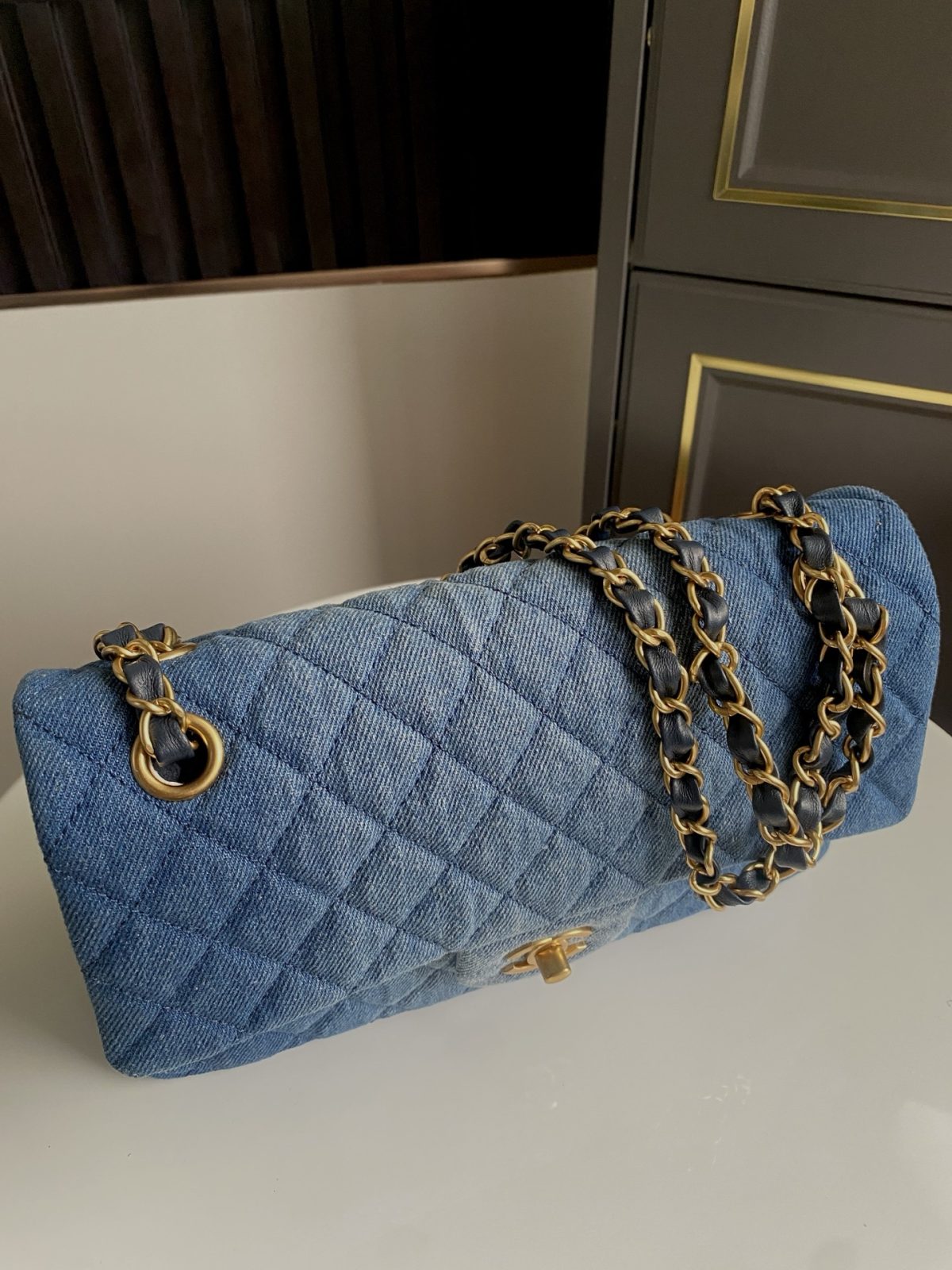 Chanel Classic Flap Bag - Image 6