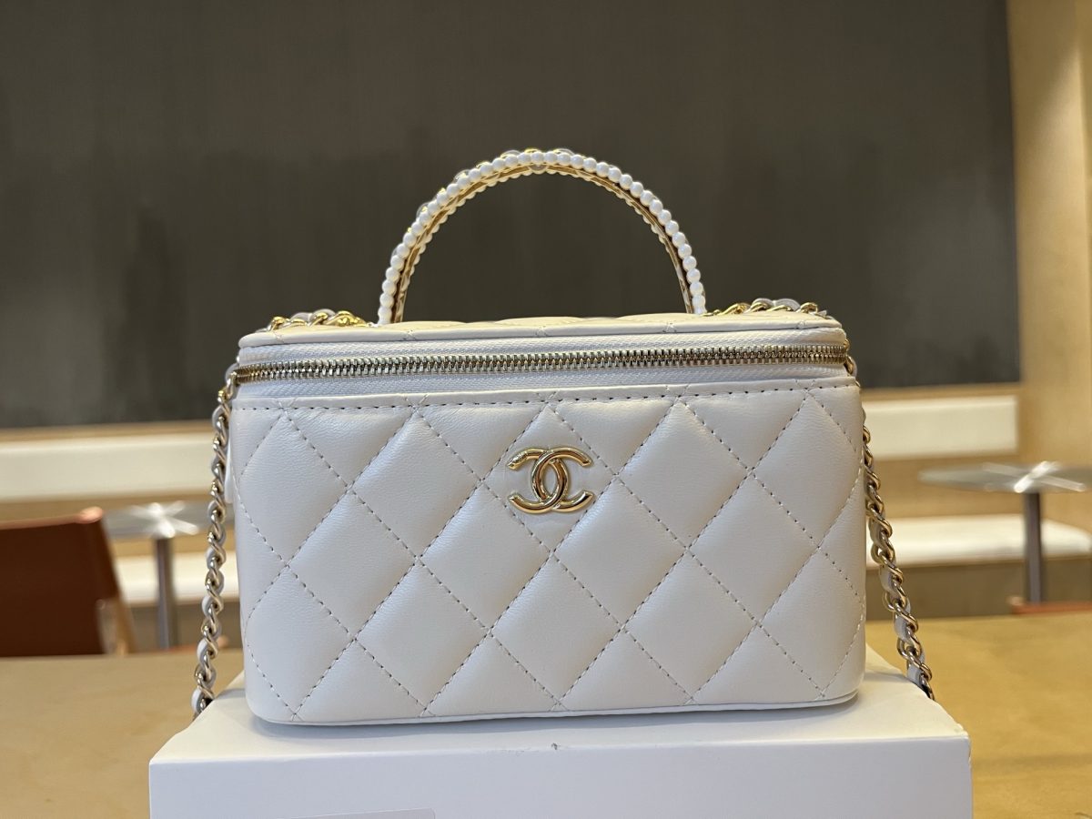 Chanel Handbag - Image 2