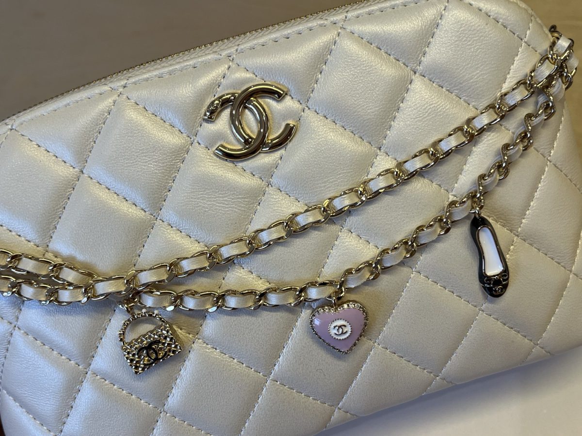 Chanel Chain Bag - Image 5