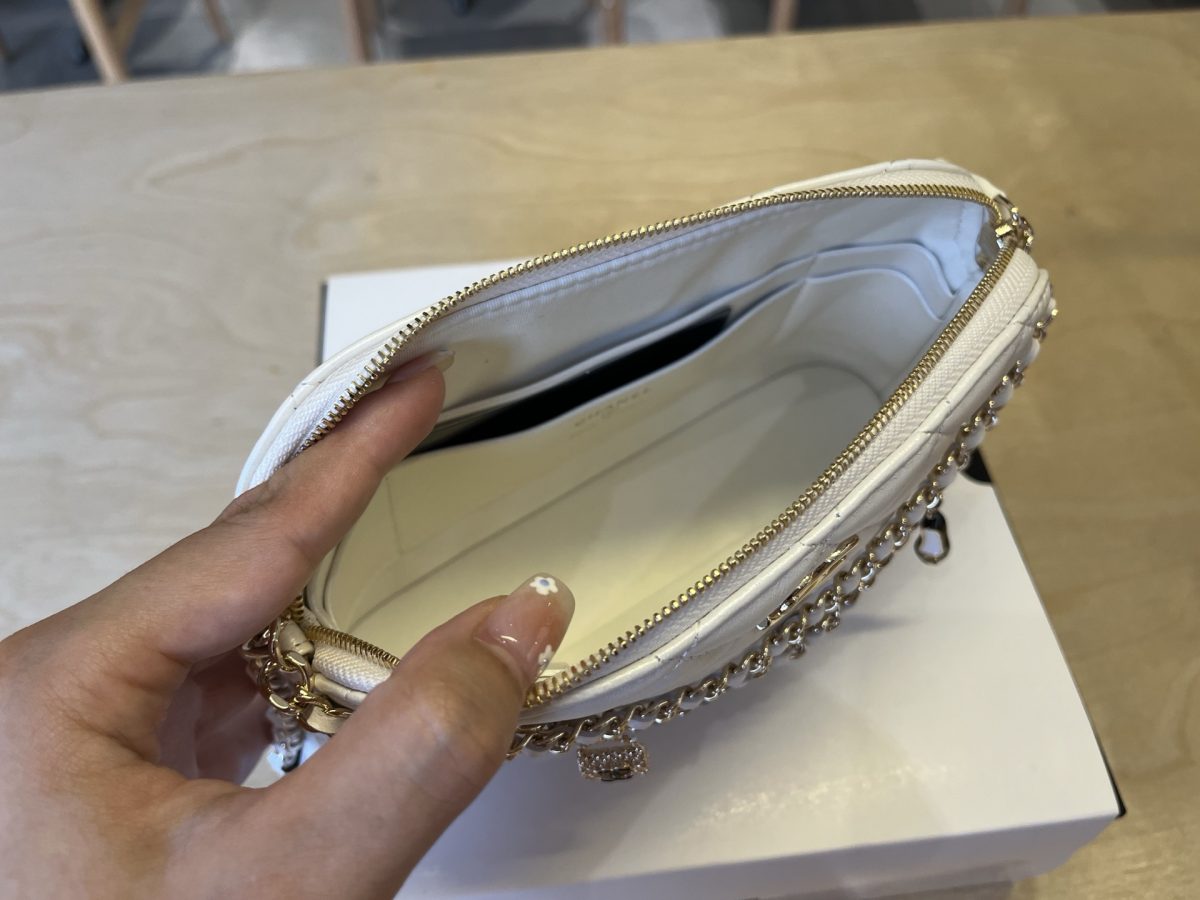 Chanel Chain Bag - Image 8