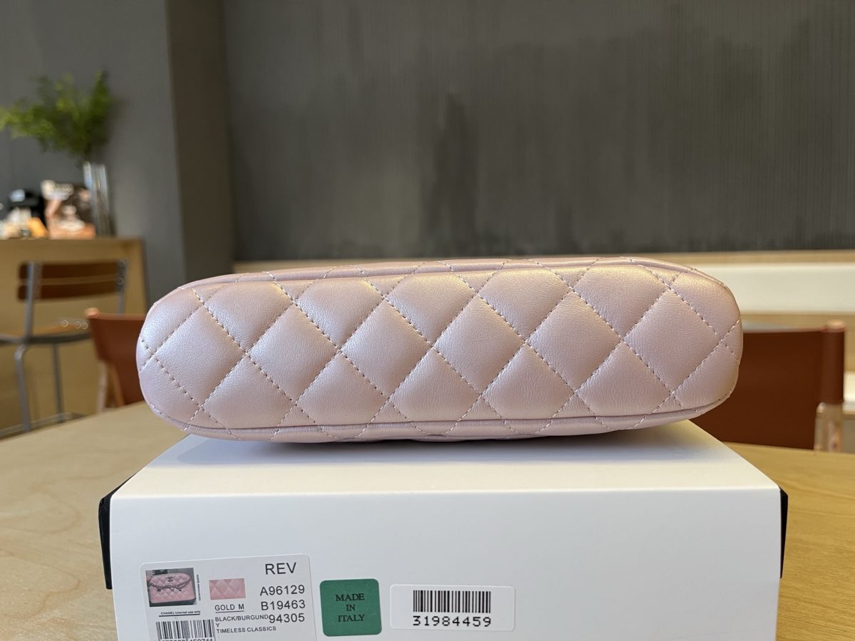 Chanel Chain Bag - Image 6