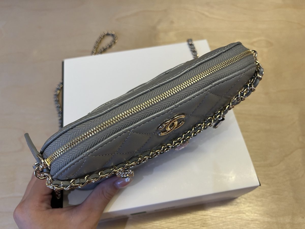 Chanel Chain Bag - Image 7