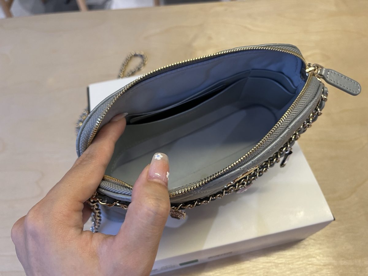 Chanel Chain Bag - Image 9