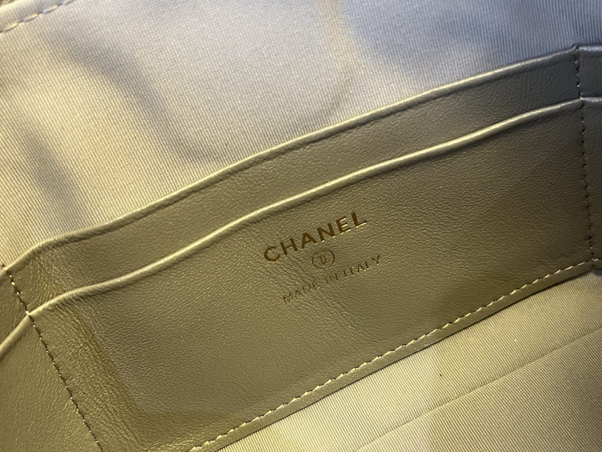 Chanel Chain Bag - Image 8