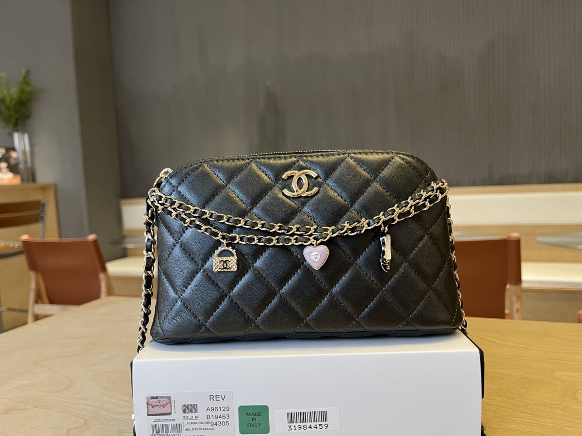 Chanel Chain Bag - Image 2