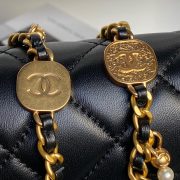 Chanel Chain Bag - Image 4