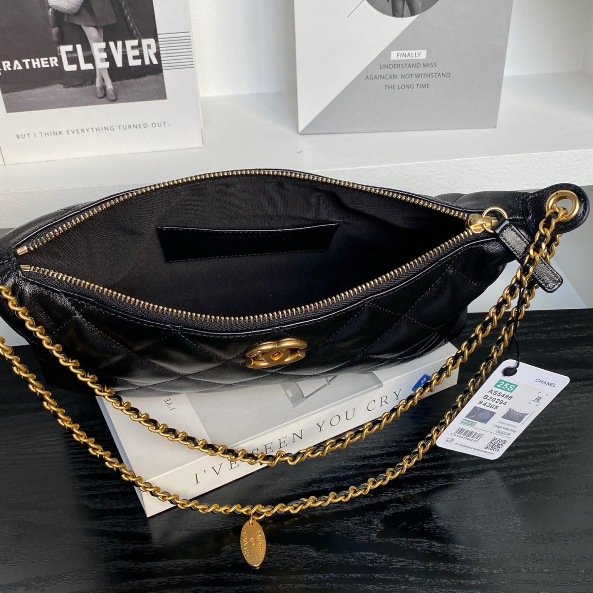 Chanel shoulder bag - Image 7