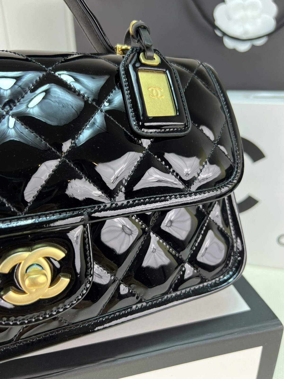 Chanel Shoulder Bag - Image 7