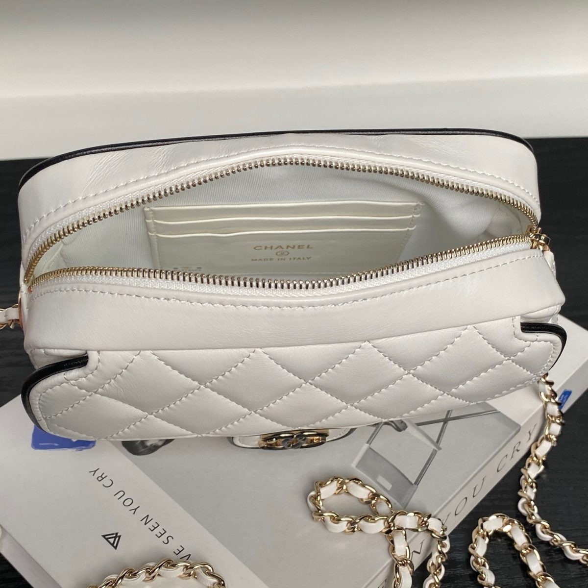 Chanel Chain Bag - Image 8