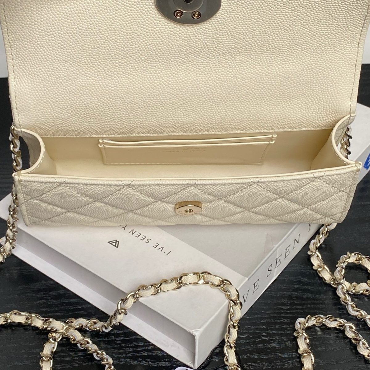 Chanel Kelly Handbag - Image 8