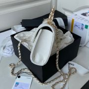 Chanel Kelly Handbag - Image 5