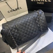Chanel Classic Flap Bag - Image 5