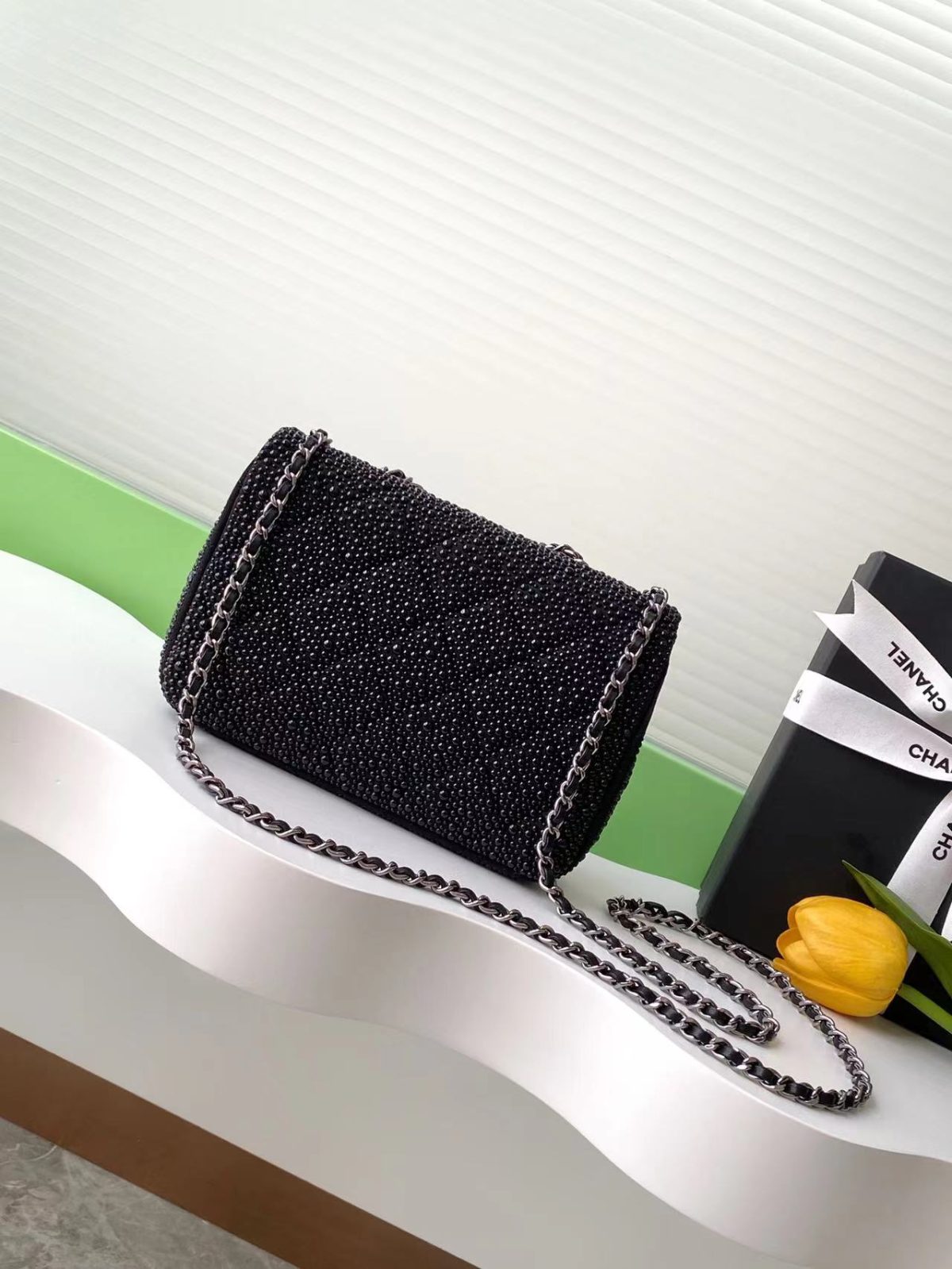 Chanel Classic Flap Bag - Image 2