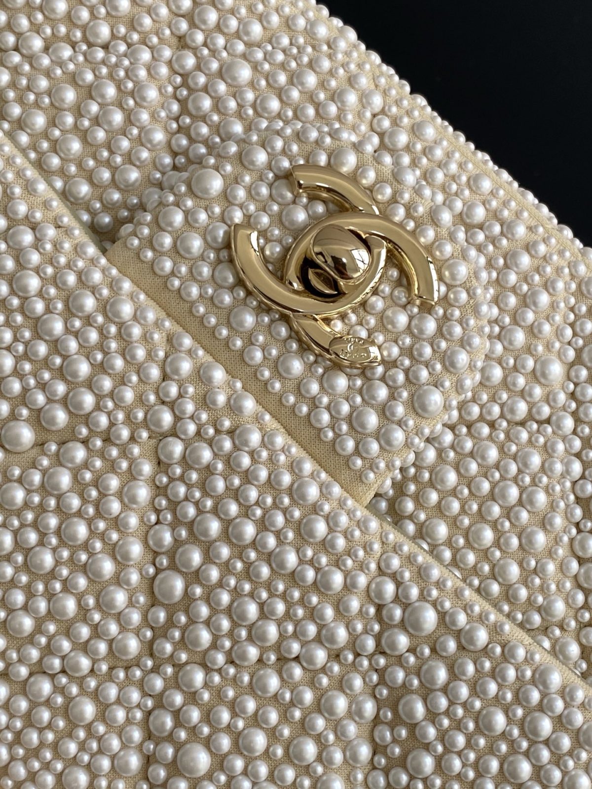 Chanel Classic Flap Bag - Image 5