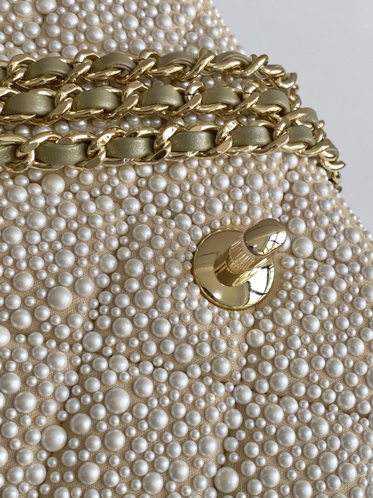 Chanel Classic Flap Bag - Image 6