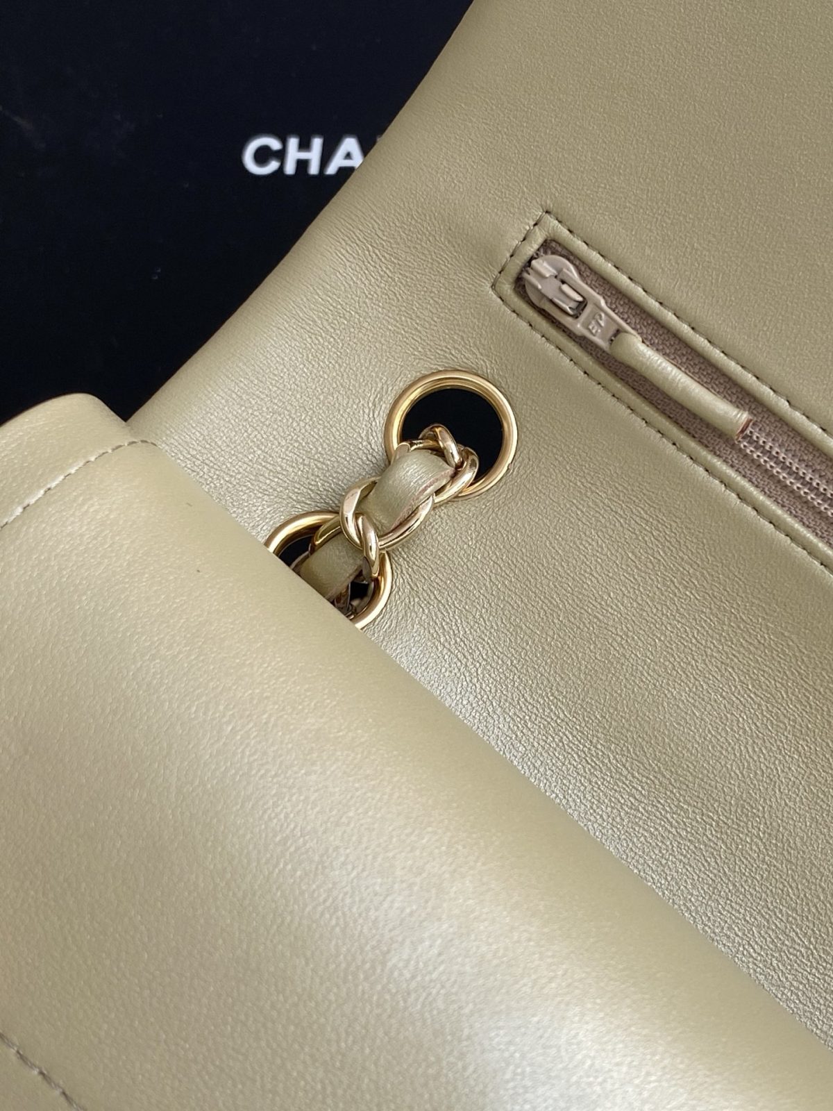Chanel Classic Flap Bag - Image 8