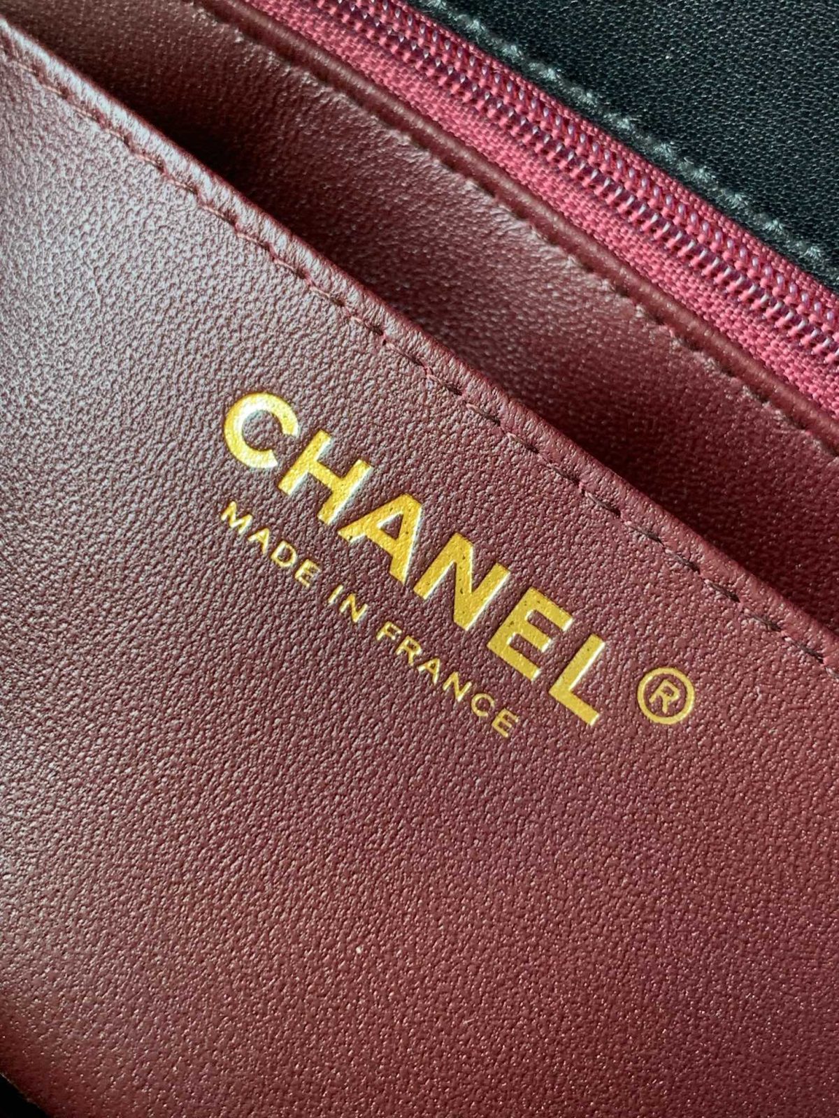 Chanel Classic Flap Sheepskin Bag - Image 9