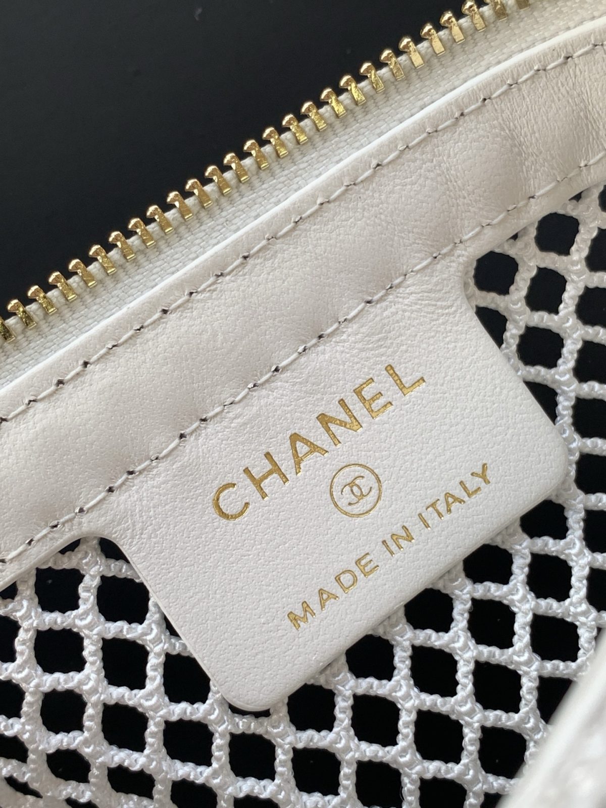 Chanel Hollow mesh bag - Image 7