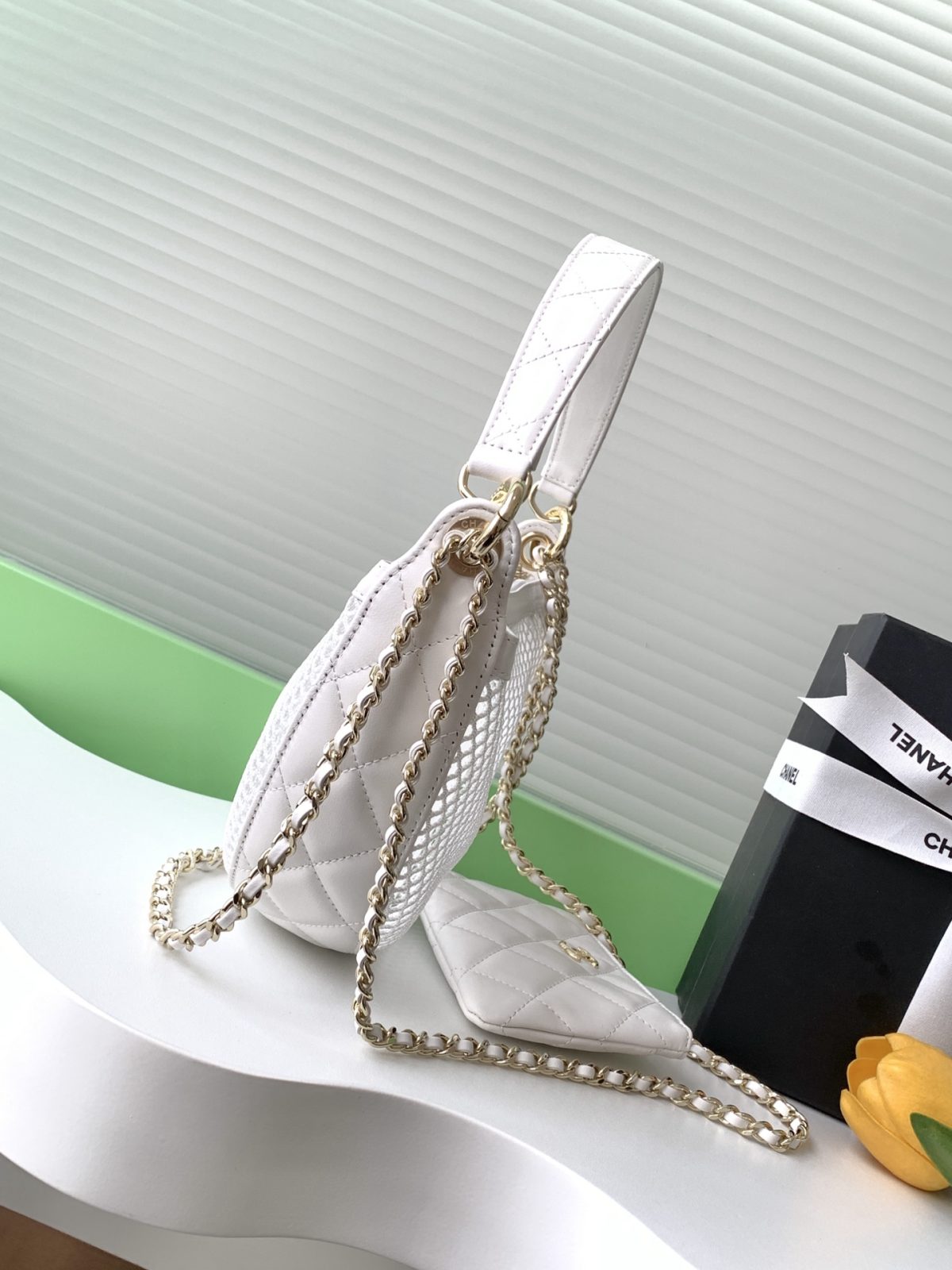 Chanel Hollow Mesh Bag - Image 3