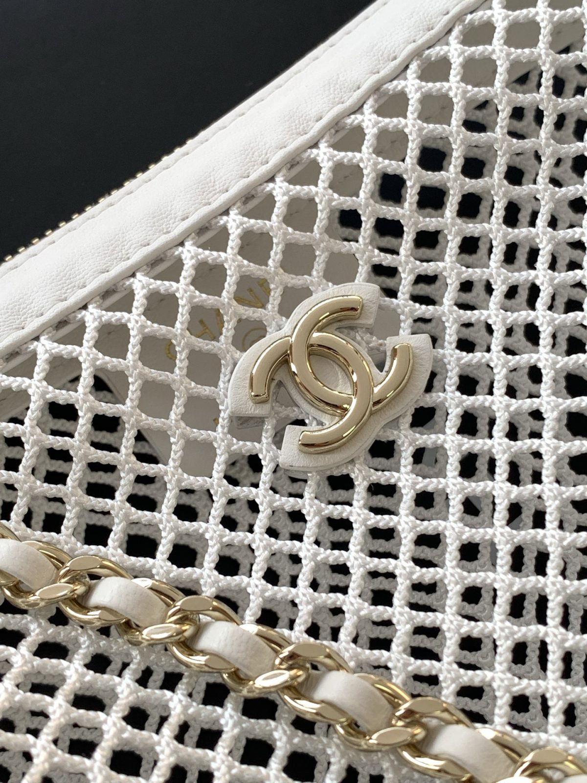 Chanel Hollow Mesh Bag - Image 6