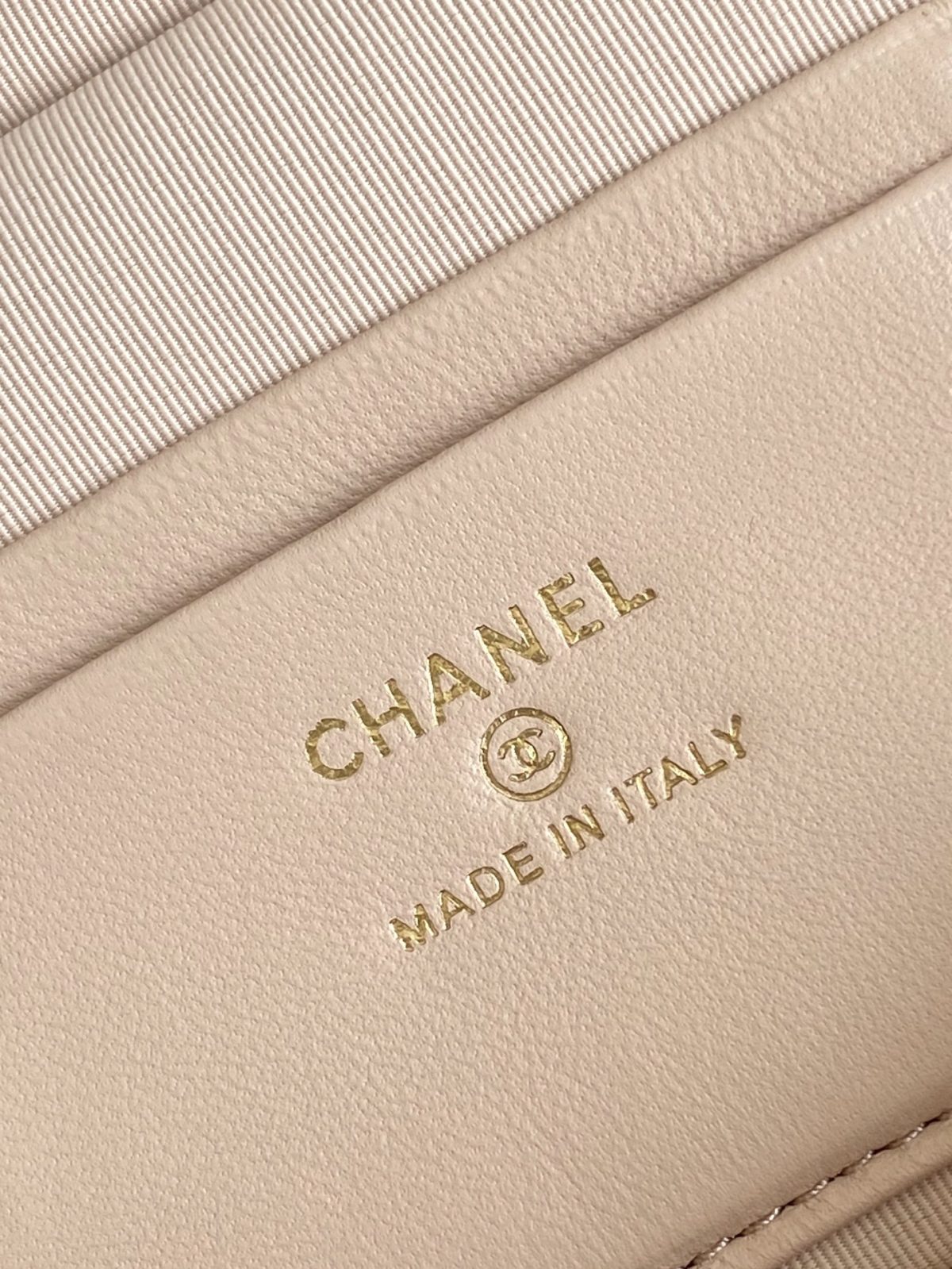 Chanel Handbag - Image 9