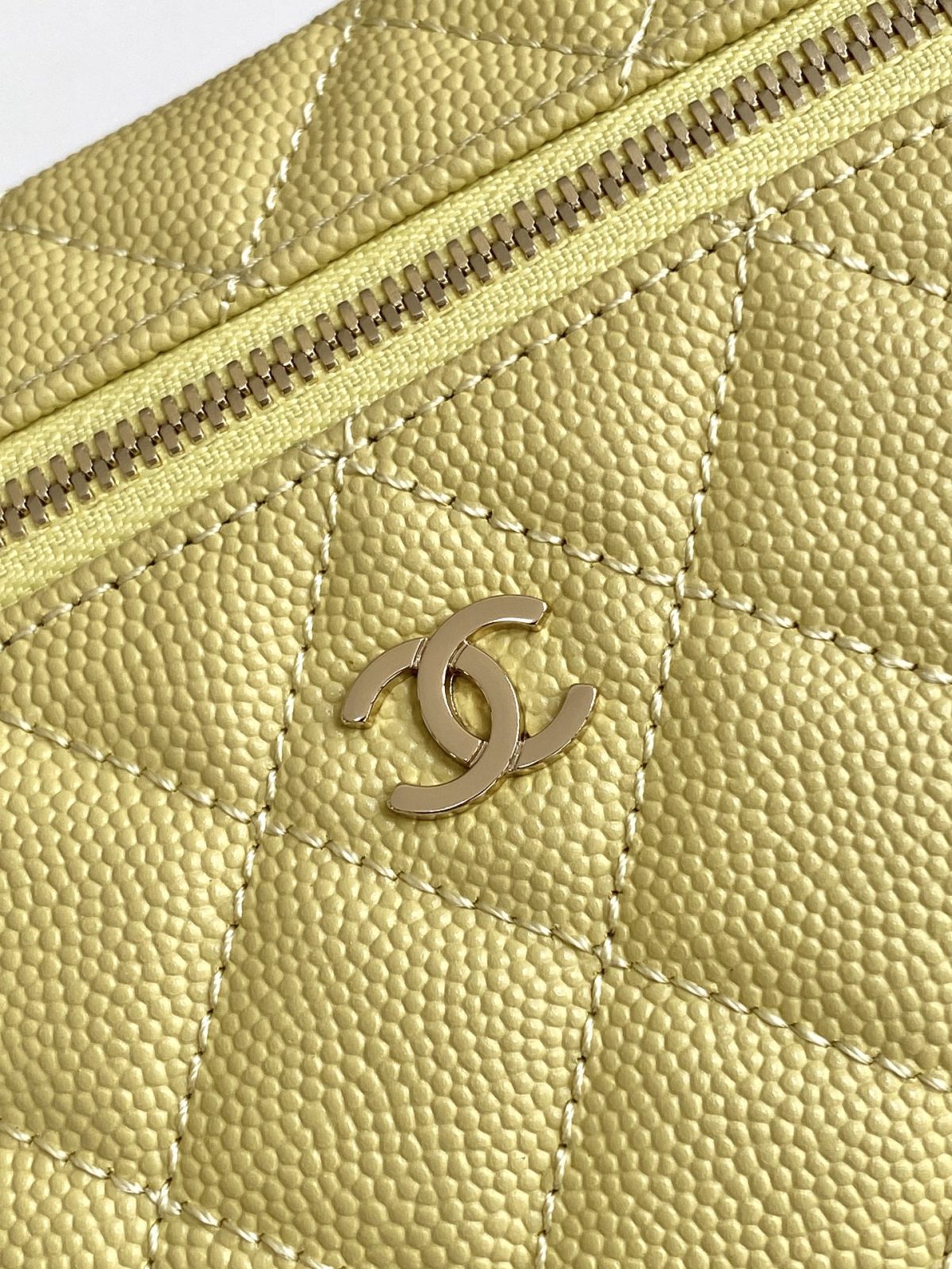 Chanel Handbag - Image 4