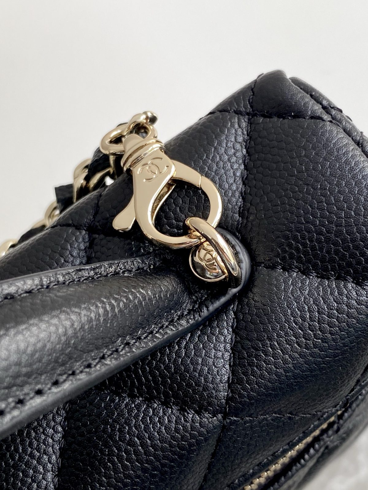 Chanel Handbag - Image 5
