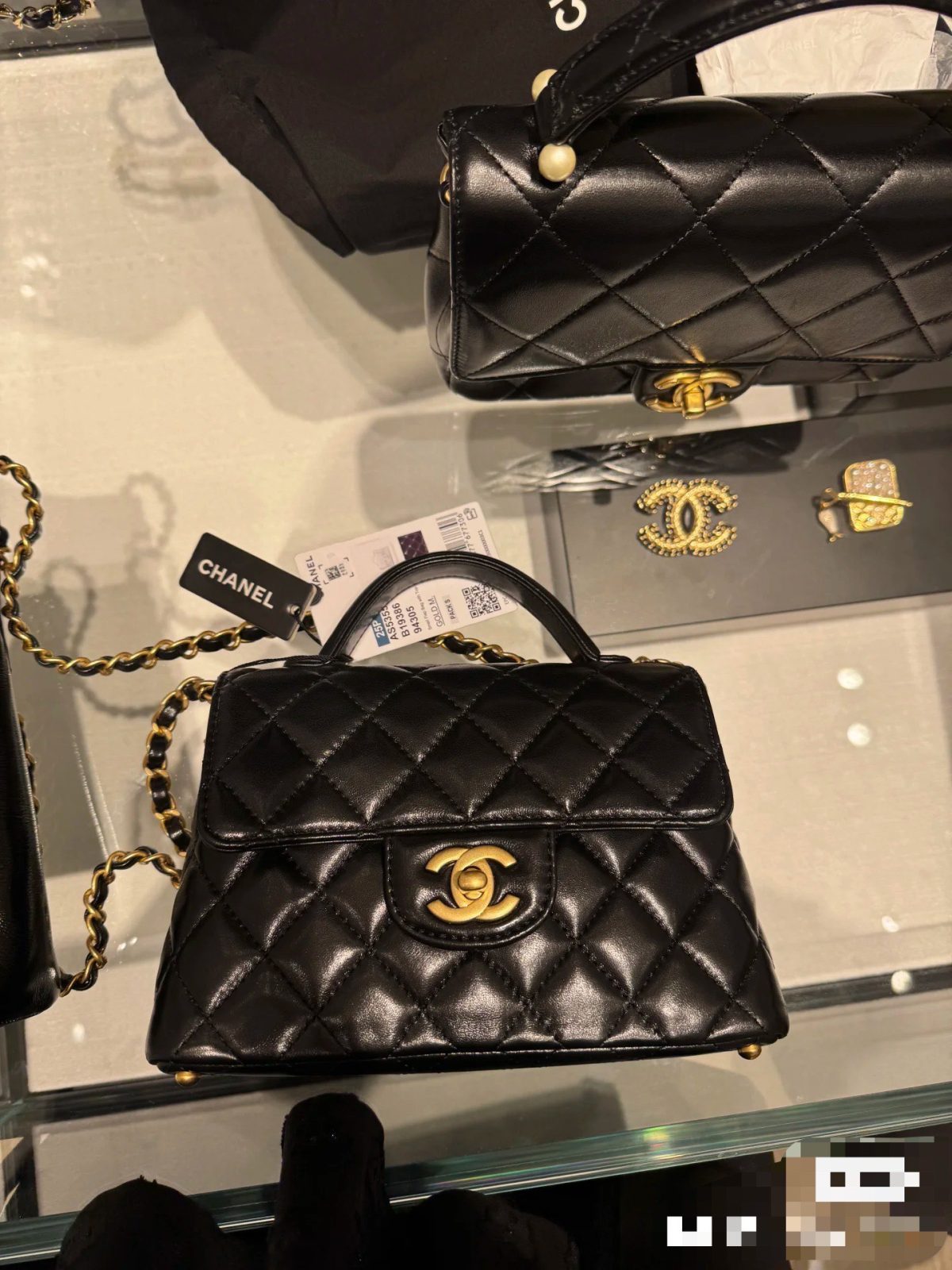 Chanel Kelly Handbag - Image 2