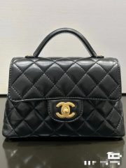 Chanel Kelly Handbag - Image 9