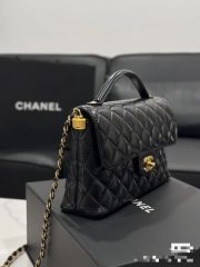 Chanel Kelly Handbag - Image 4