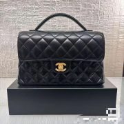 Chanel Kelly Handbag - Image 5