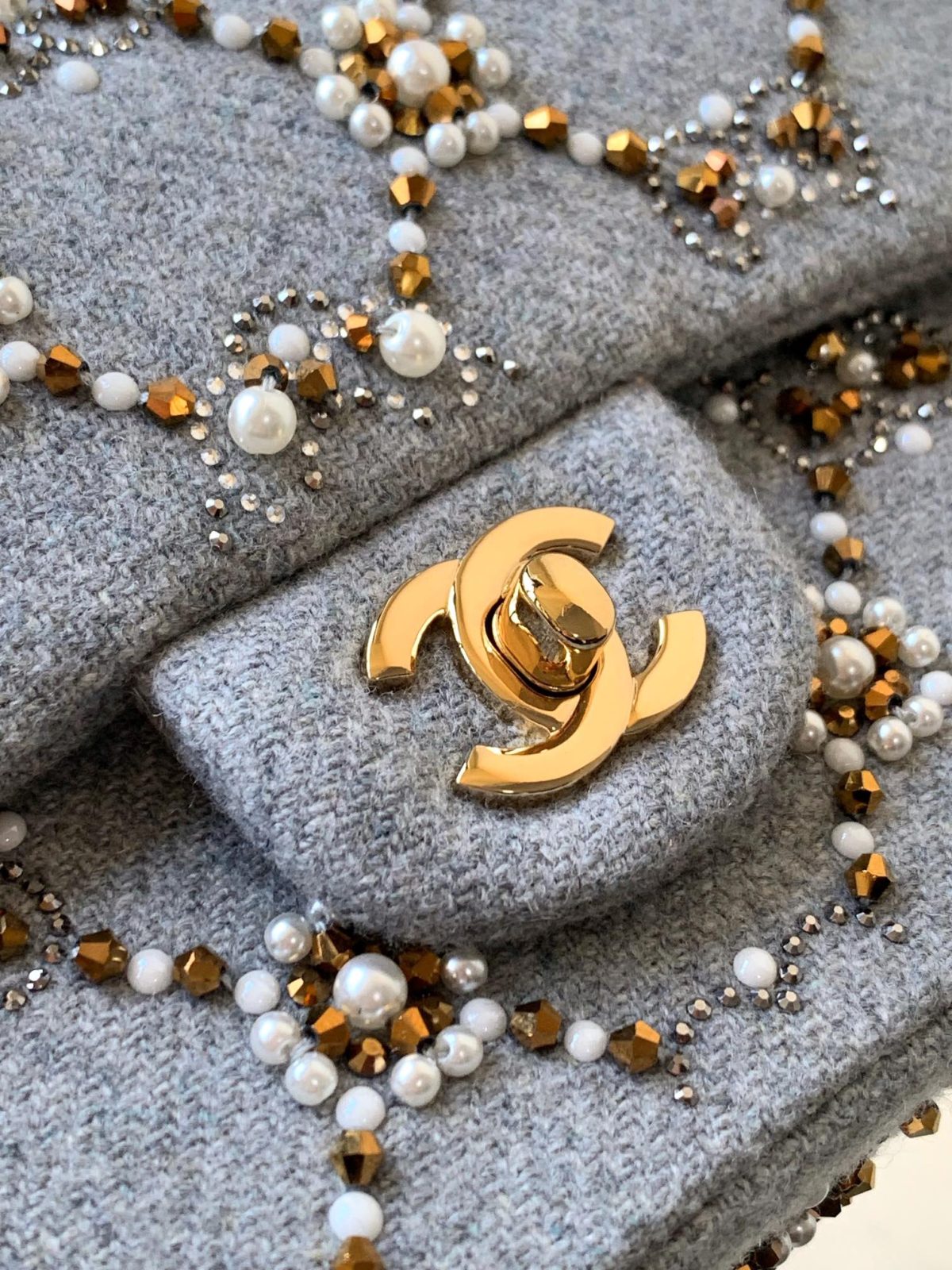 Chanel Classic Flap Bag - Image 8