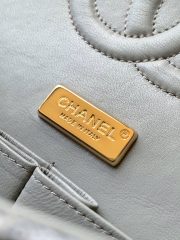 Chanel Classic Flap Bag - Image 9
