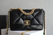 Chanel 19bag