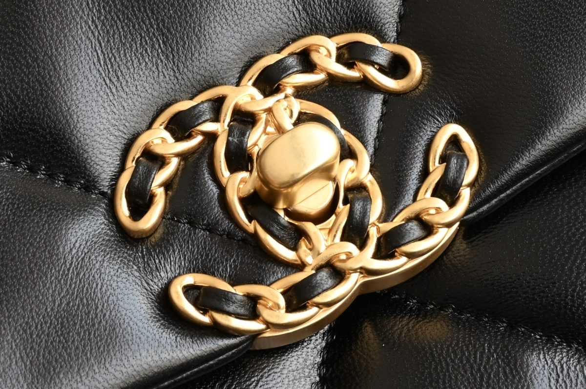 Chanel 19bag - Image 6