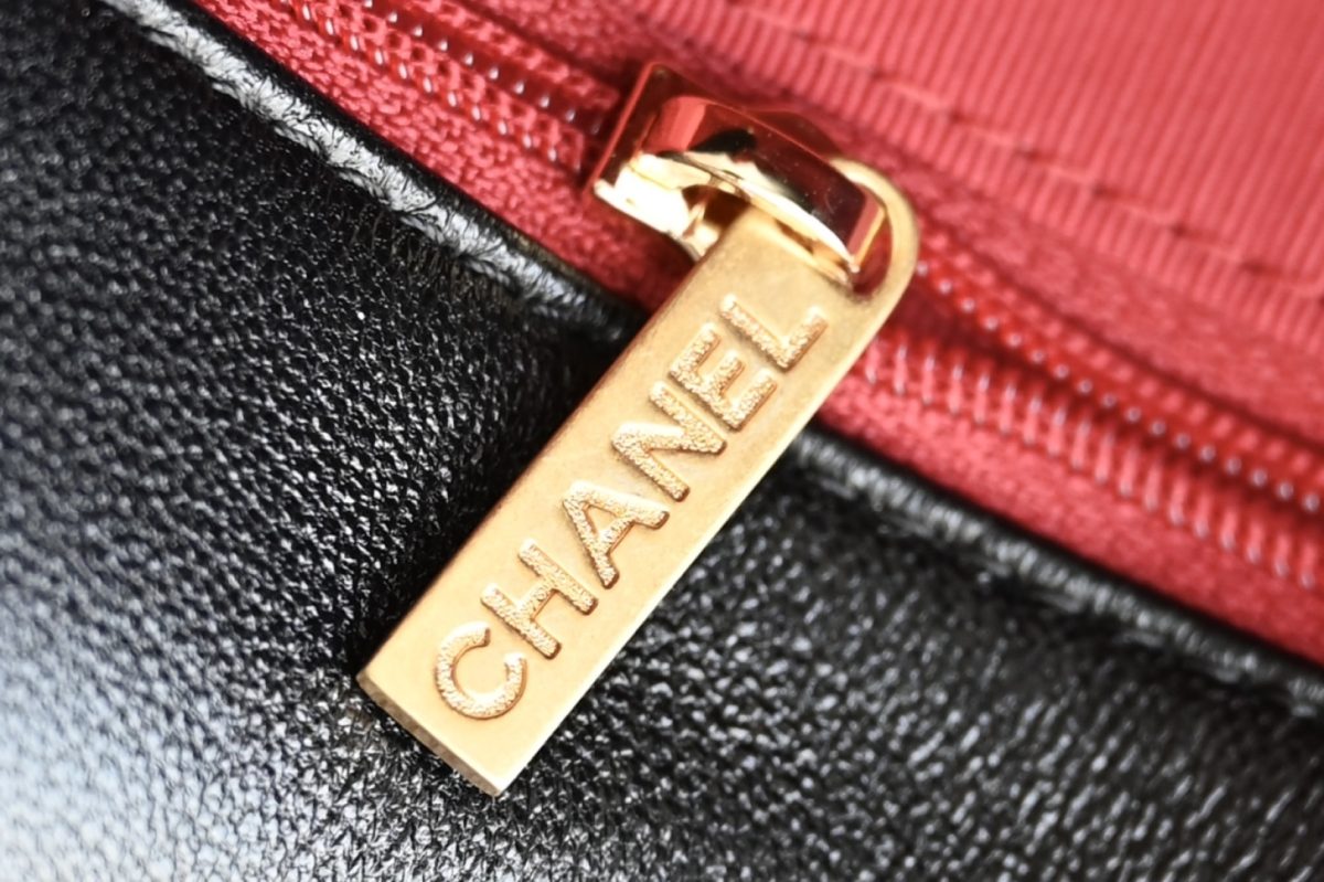 Chanel 19bag - Image 8