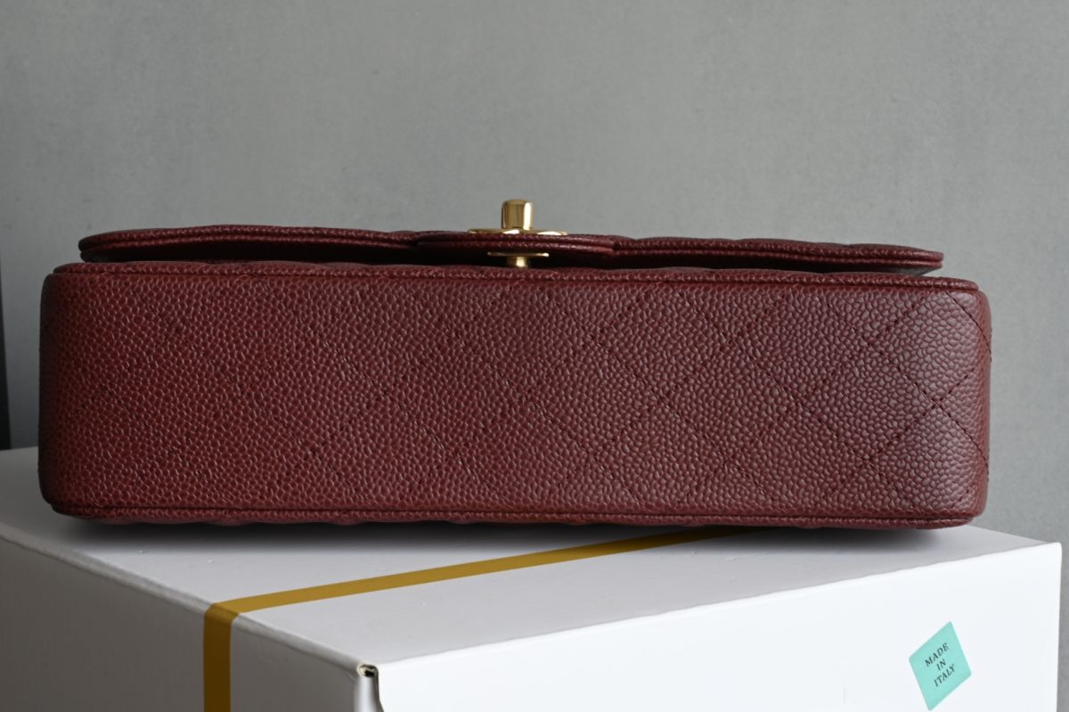 Chanel Classic Flap Bag - Image 3