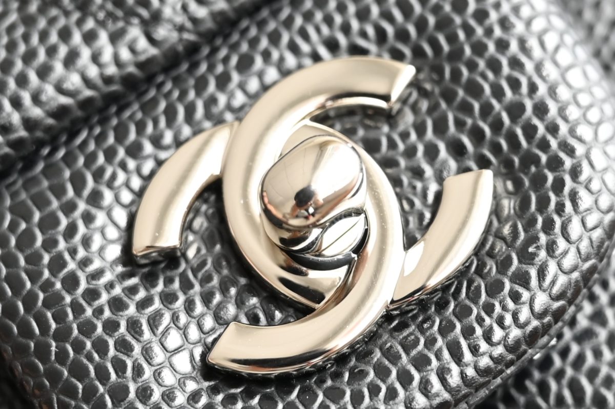 Chanel Classic Flap Mini Bag - Image 7