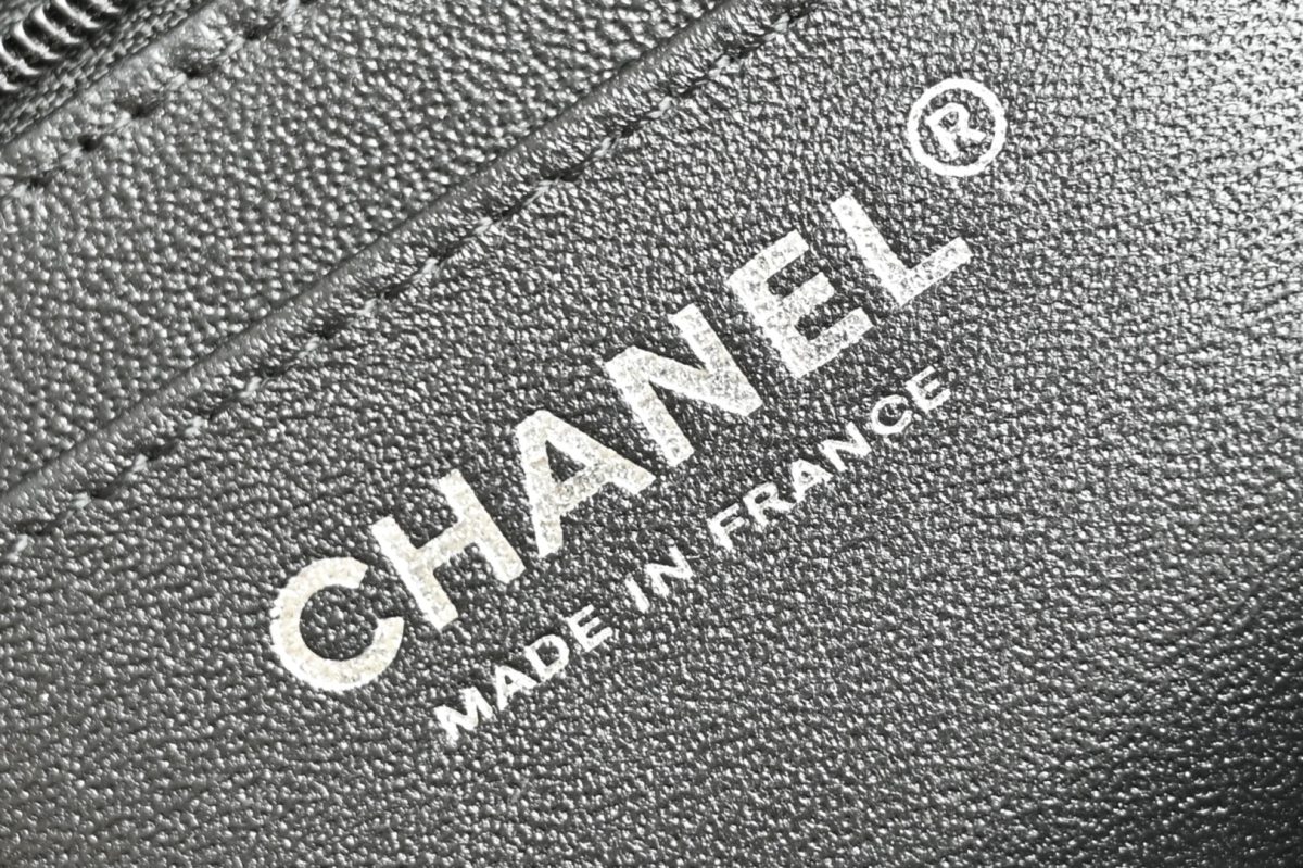 Chanel Classic Flap Mini Bag - Image 10