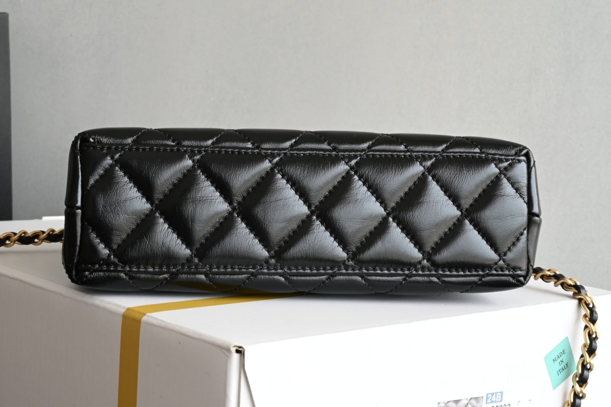 Chanel Handbag - Image 3