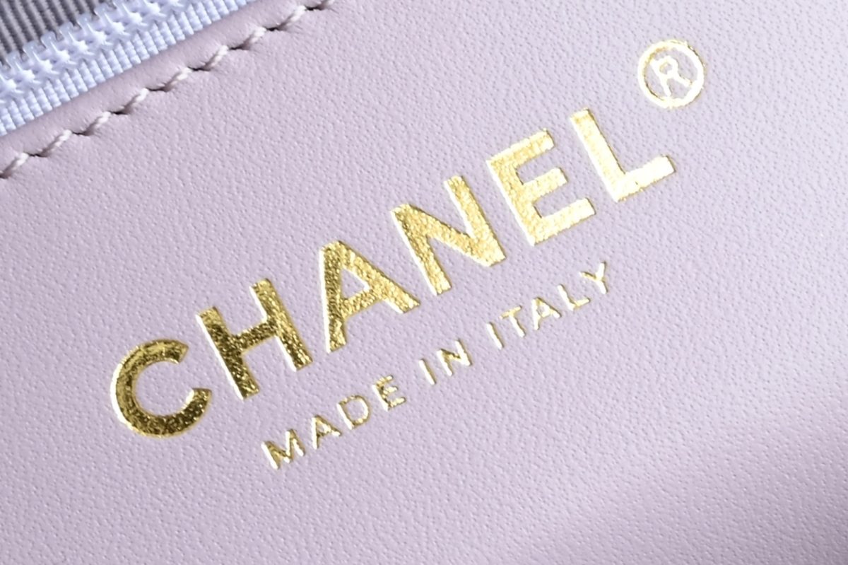 Chanel Handbag - Image 7